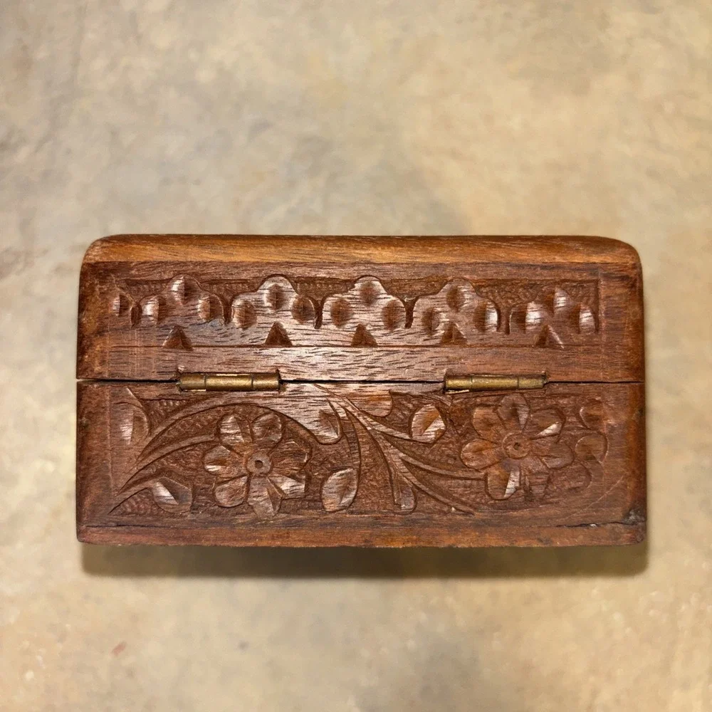 Vintage Ornate Carved Wood Jewelry Box Small Trinket Holder Hinged Lid Square